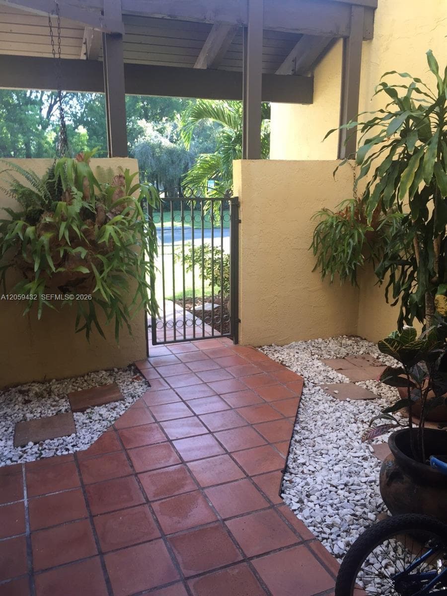 3917 Adra Ave # E-46A, Doral, FL 33178 photo 4