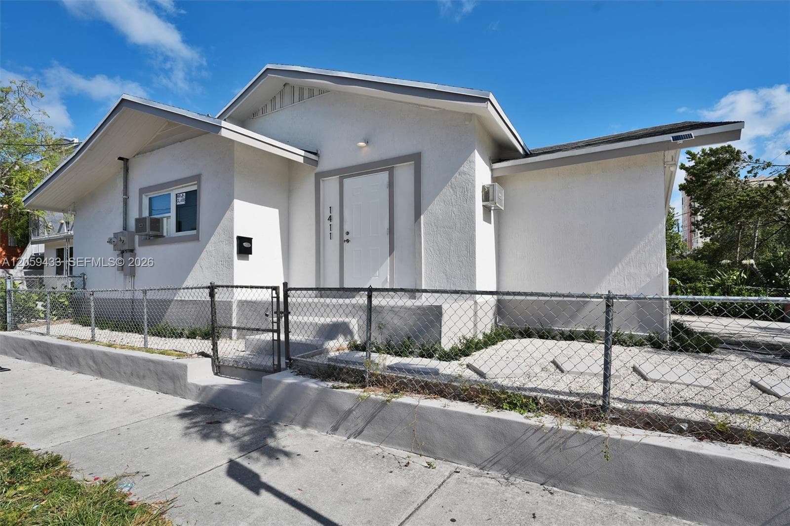 244 SW 14th Ave, Miami, FL 33135 photo 3