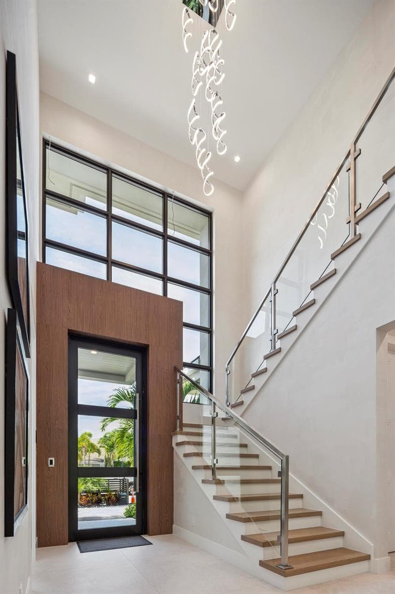 255 NE 3rd Street, Boca Raton, FL 33432 photo 3