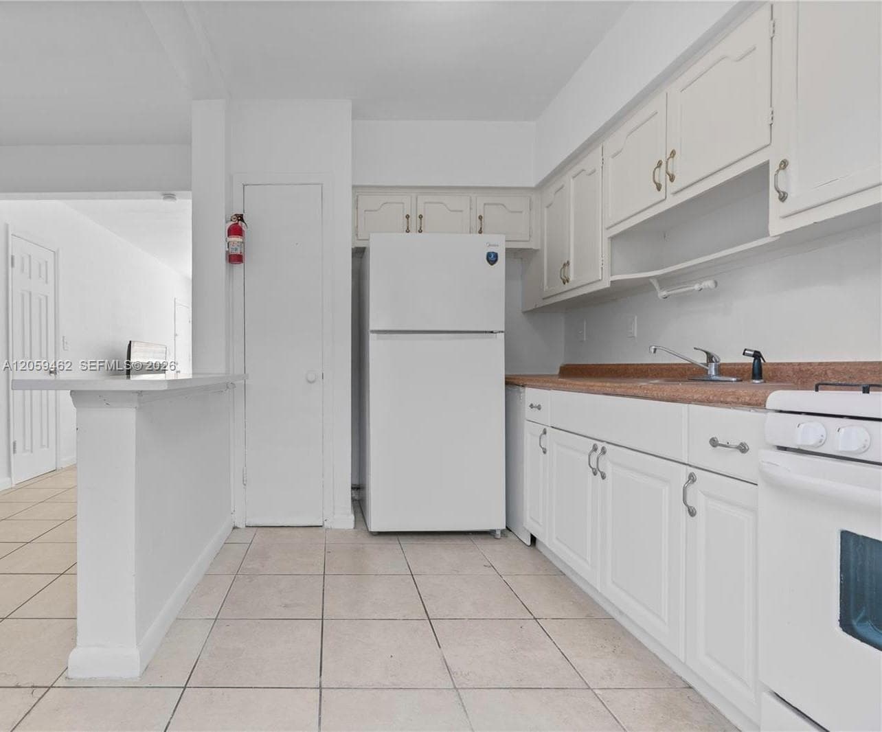 744 85th St # 3, Miami Beach, FL 33141 photo 4