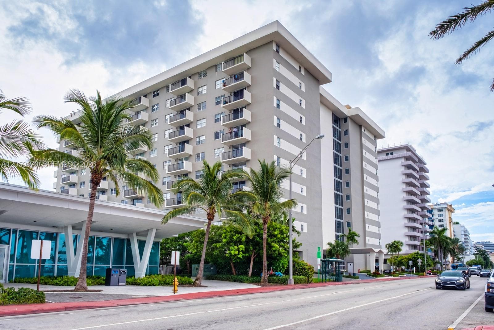 9273 Collins Ave # 212, Surfside, FL 33154 photo 2