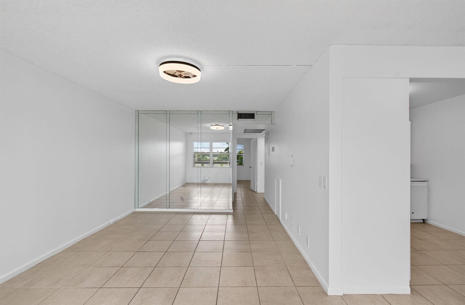 4028 Hythe B, Boca Raton, FL 33434 photo 4
