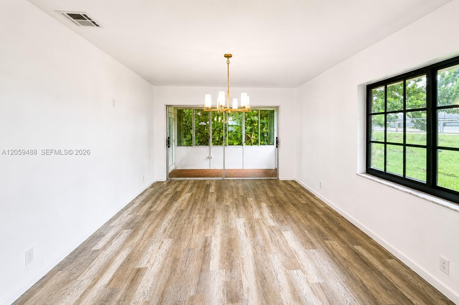 2401 NW 52nd St, Tamarac, FL 33309 photo 4