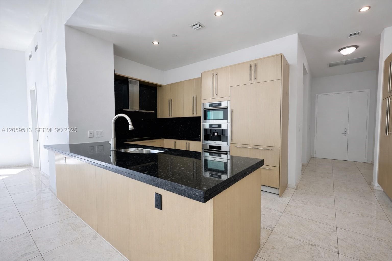 900 Brickell Key Blvd # 2405, Miami, FL 33131 photo 4