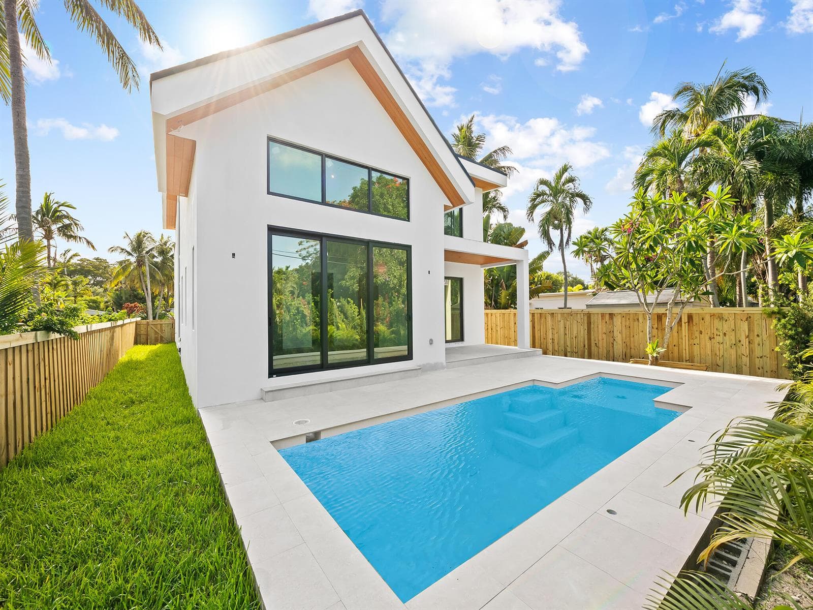 1628 NE 17th Avenue, Fort Lauderdale, FL 33305 photo 3