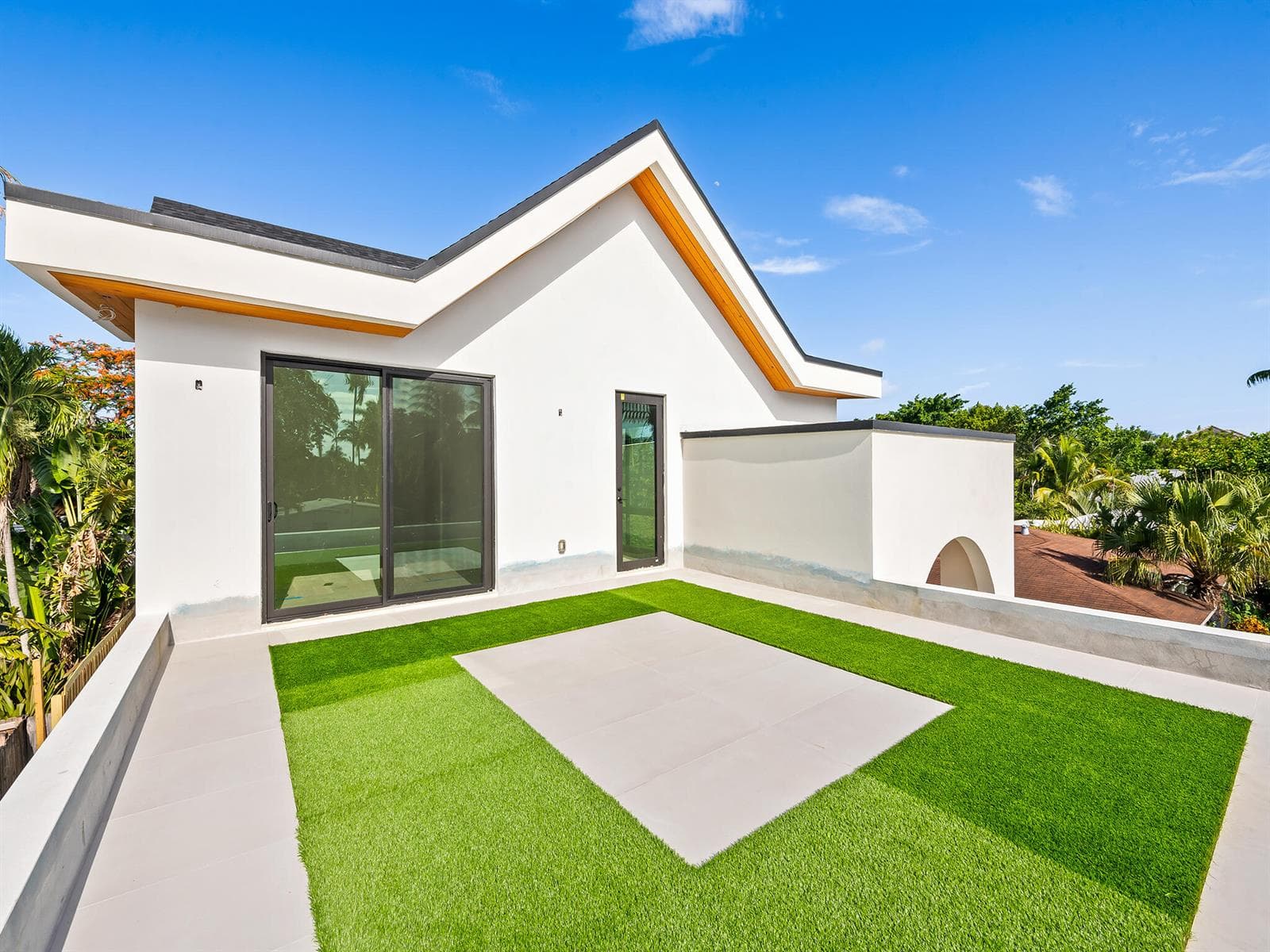 1628 NE 17th Avenue, Fort Lauderdale, FL 33305 photo 4