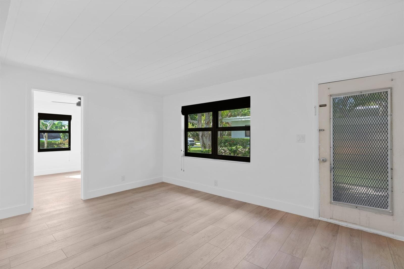 241 NE 10th Street, Delray Beach, FL 33444 photo 3
