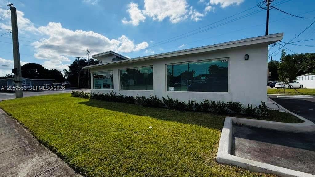 7061 Taft St # B, Hollywood, FL 33024 photo 4
