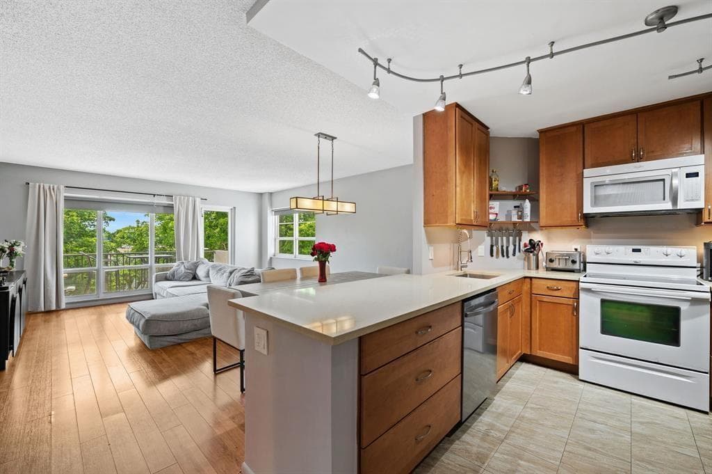 340 Sunset Drive # 401, Fort Lauderdale, FL 33301 photo 4