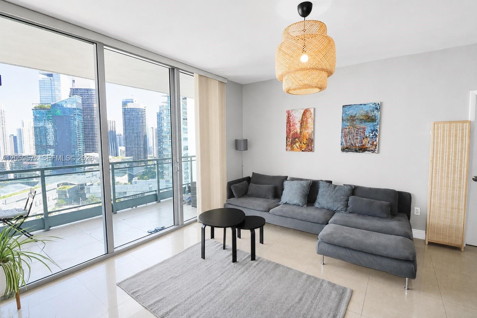 90 SW 3rd St # 3212, Miami, FL 33130 photo 2