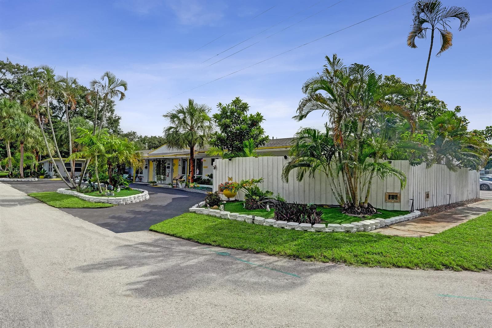 2500 NW 3RD Avenue # 1-4, Wilton Manors, FL 33311 photo 2