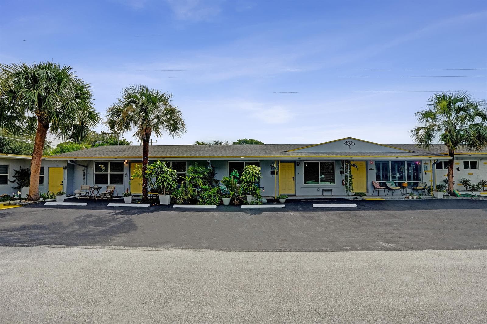 2500 NW 3RD Avenue # 1-4, Wilton Manors, FL 33311