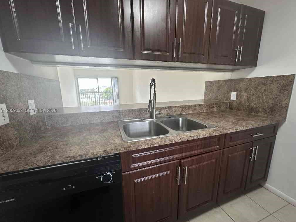 8620 N Sherman Cir # 503, Miramar, FL 33025 photo 3