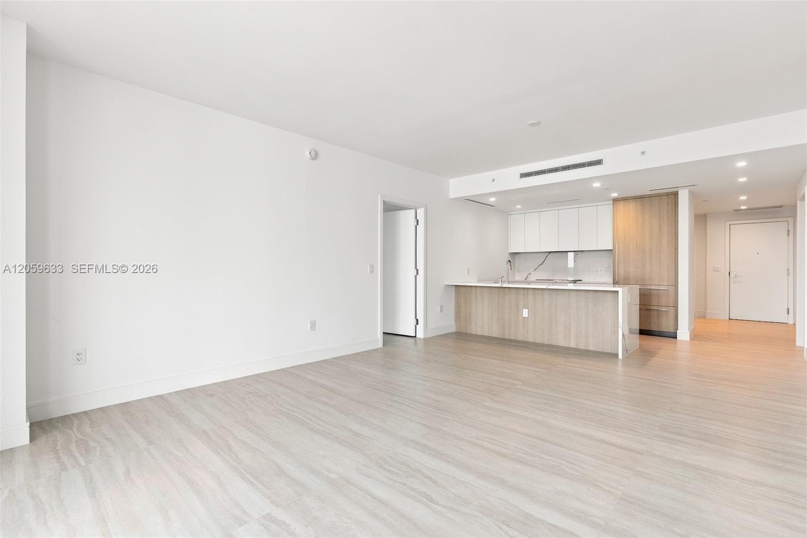 2411 Laguna Circle # 209, North Miami, FL 33181 photo 3