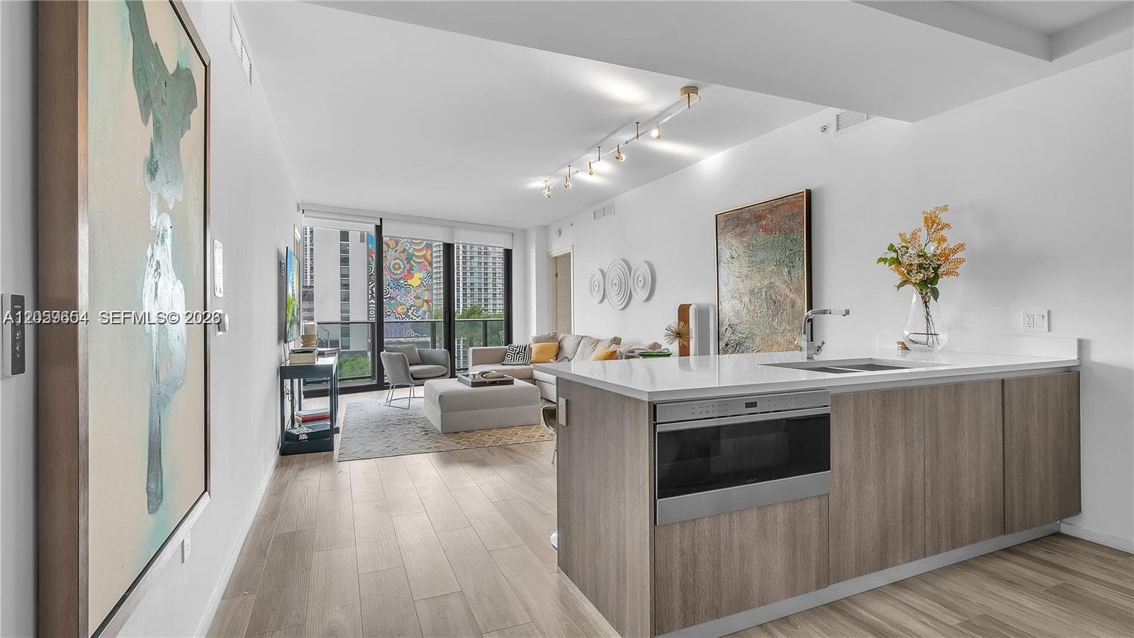 801 S Miami Ave # 1102, Miami, FL 33130 photo 3