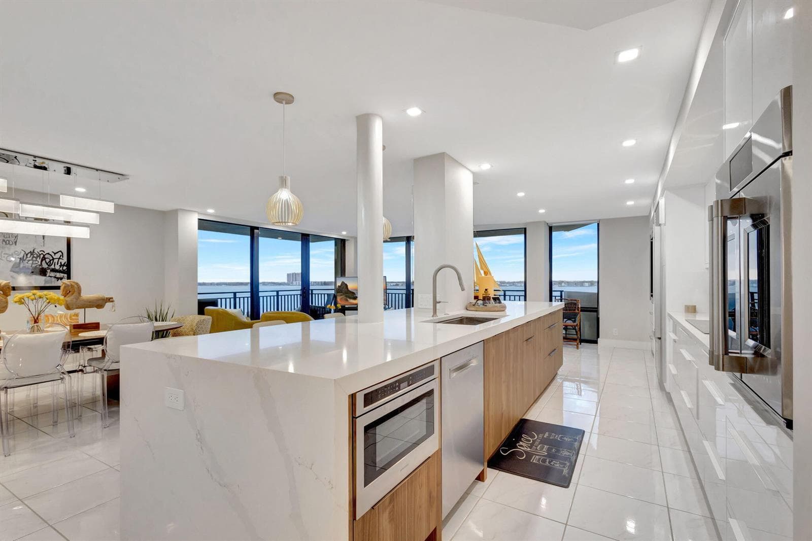 5460 N Ocean Drive # 7-C, Singer Island, FL 33404 photo 2