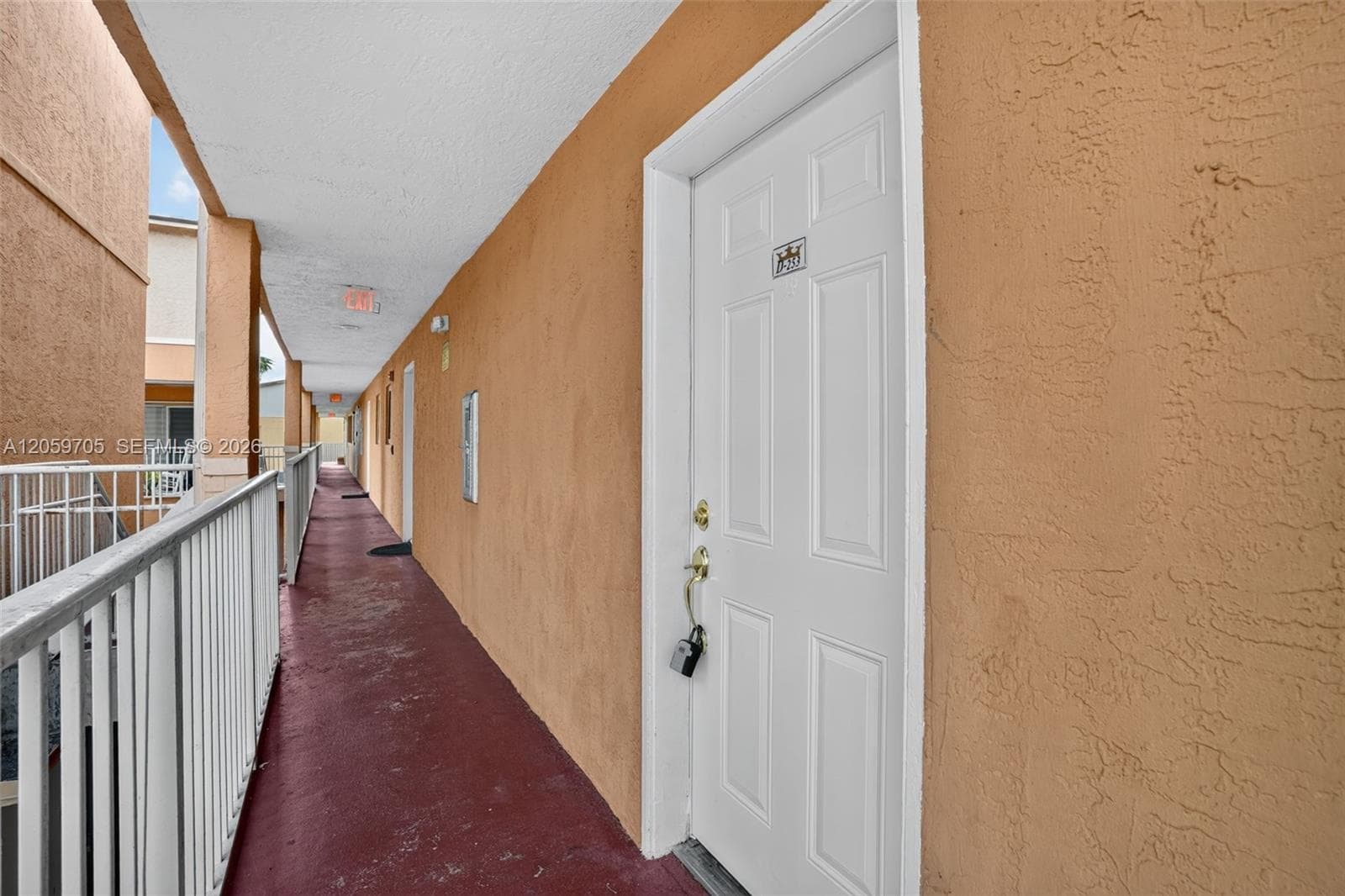 6225 KENDALE LAKES CIR # 253, Miami, FL 33183 photo 3
