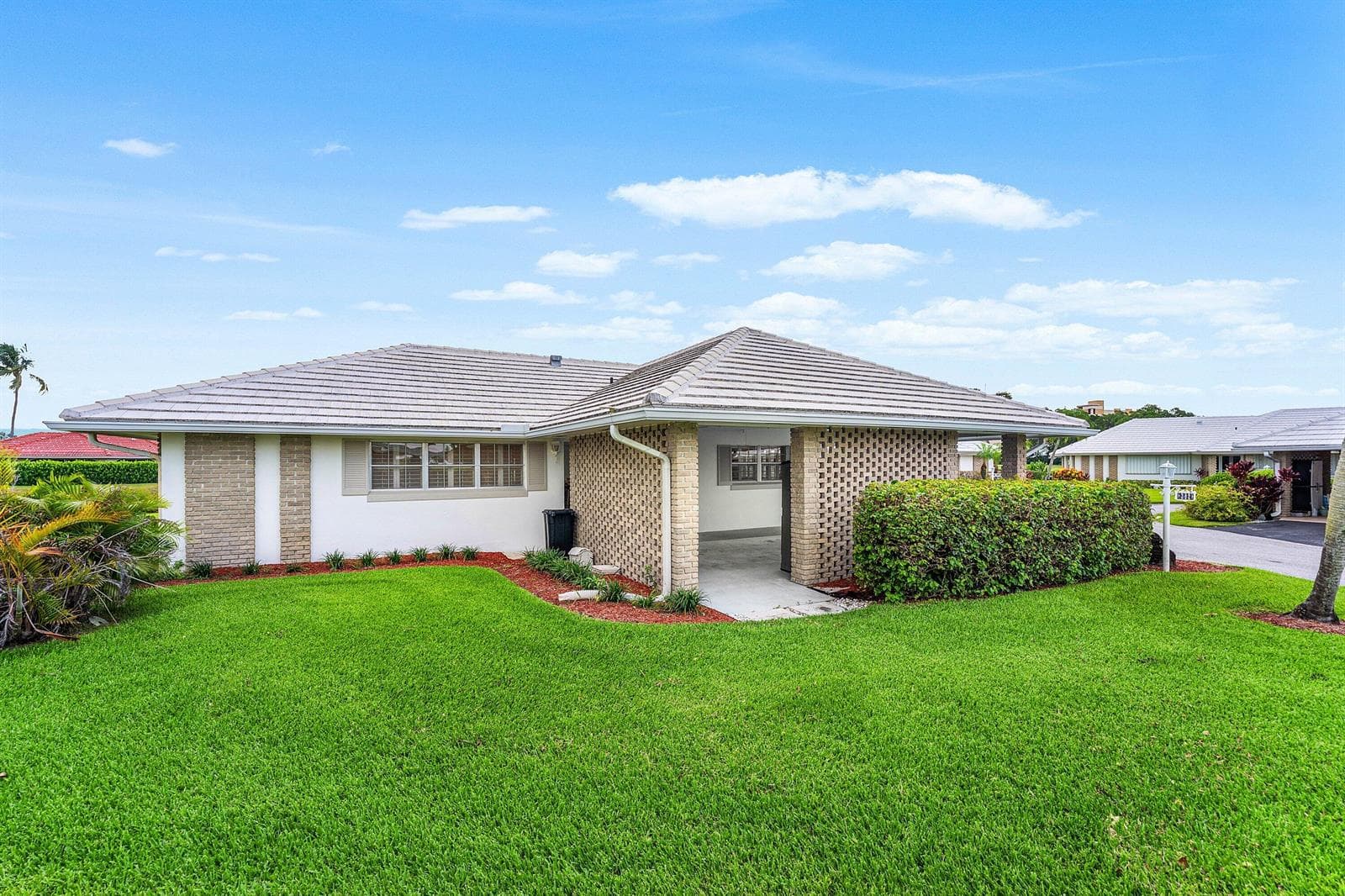362 Yorktowne Circle, Atlantis, FL 33462 photo 5