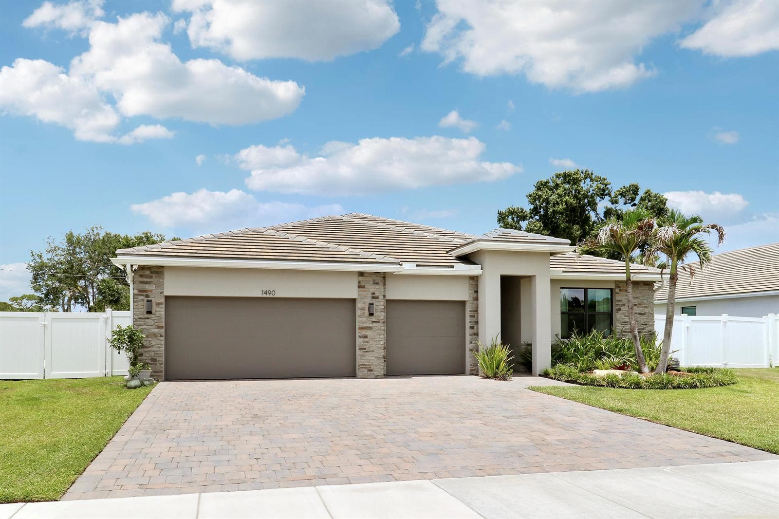 1490 SW Lago Circle, Palm City, FL 34990 photo 2