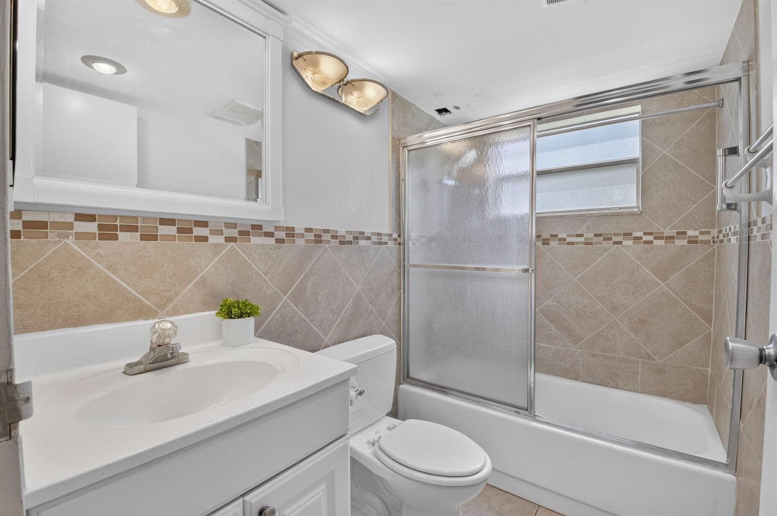 65 SAXONY B # 65, Delray Beach, FL 33446 photo 4