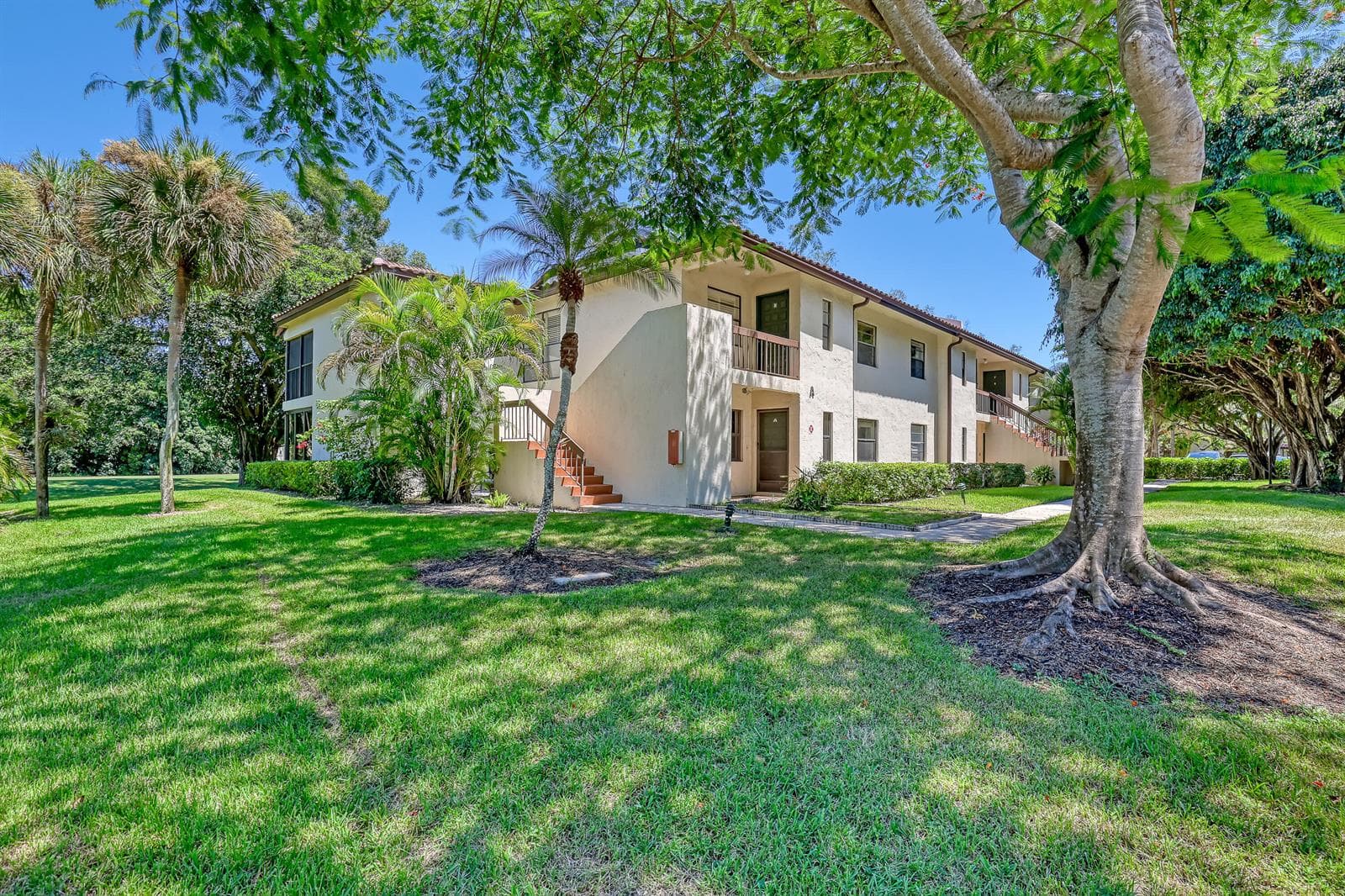 21662 Arriba Real # 44-D, Boca Raton, FL 33433 photo 2