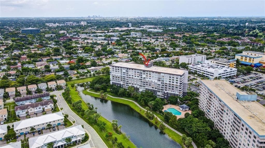 3850 Washington Street # 812, Hollywood, FL 33021 photo 2
