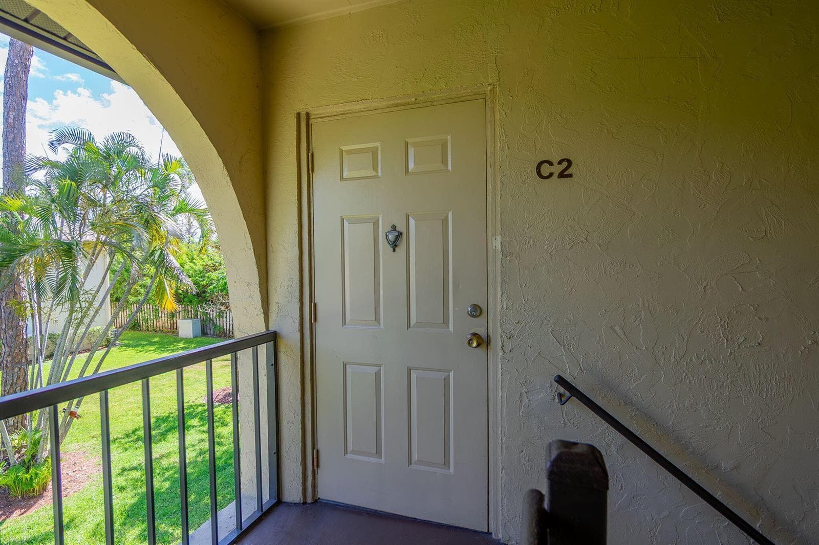 318 Pine Ridge Circle # C-2, FL 33463 photo 5