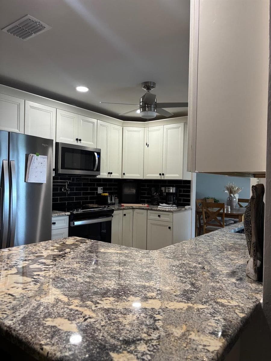 17071 Waters Edge Circle, FL 33917 photo 2
