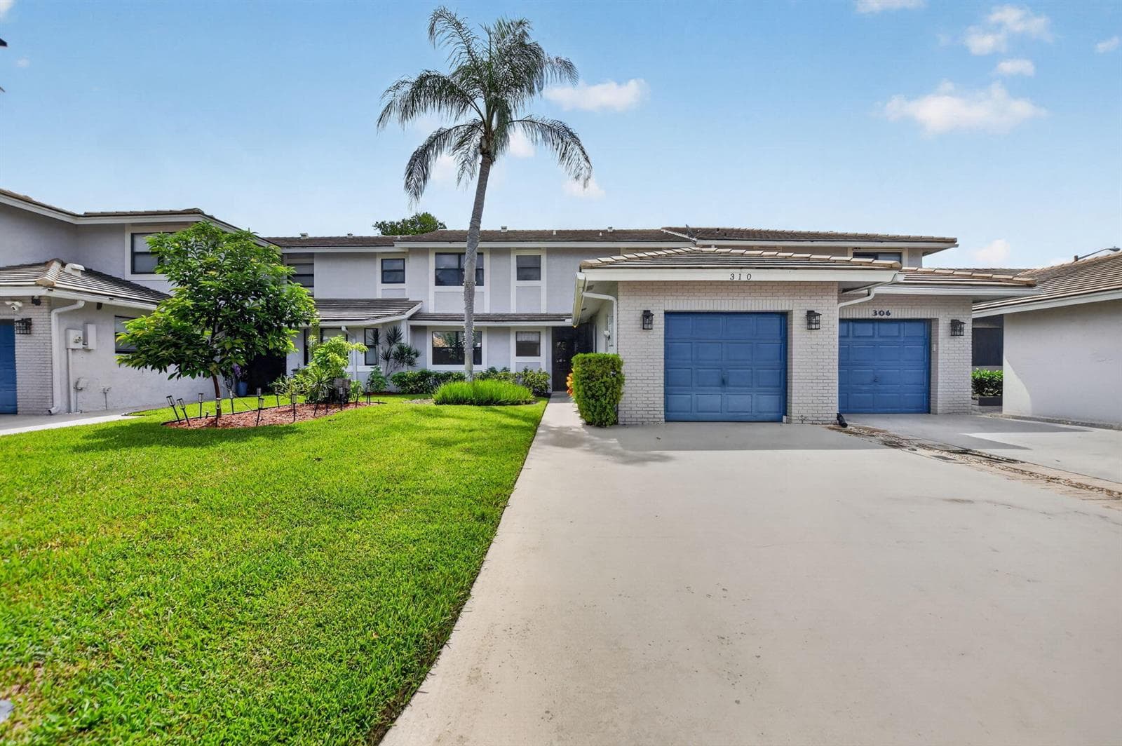 310 Deer Creek Lakeside Way, Deerfield Beach, FL 33442 photo 2