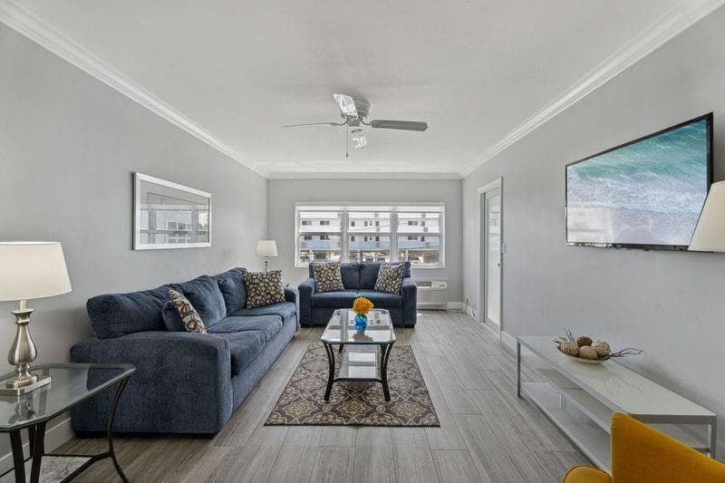 315 Van Buren Street # 205B, Hollywood, FL 33019 photo 5