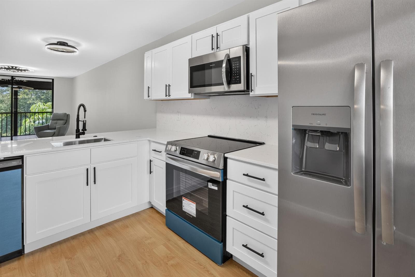 6795 Huntington Lane # 201, Delray Beach, FL 33446 photo 2