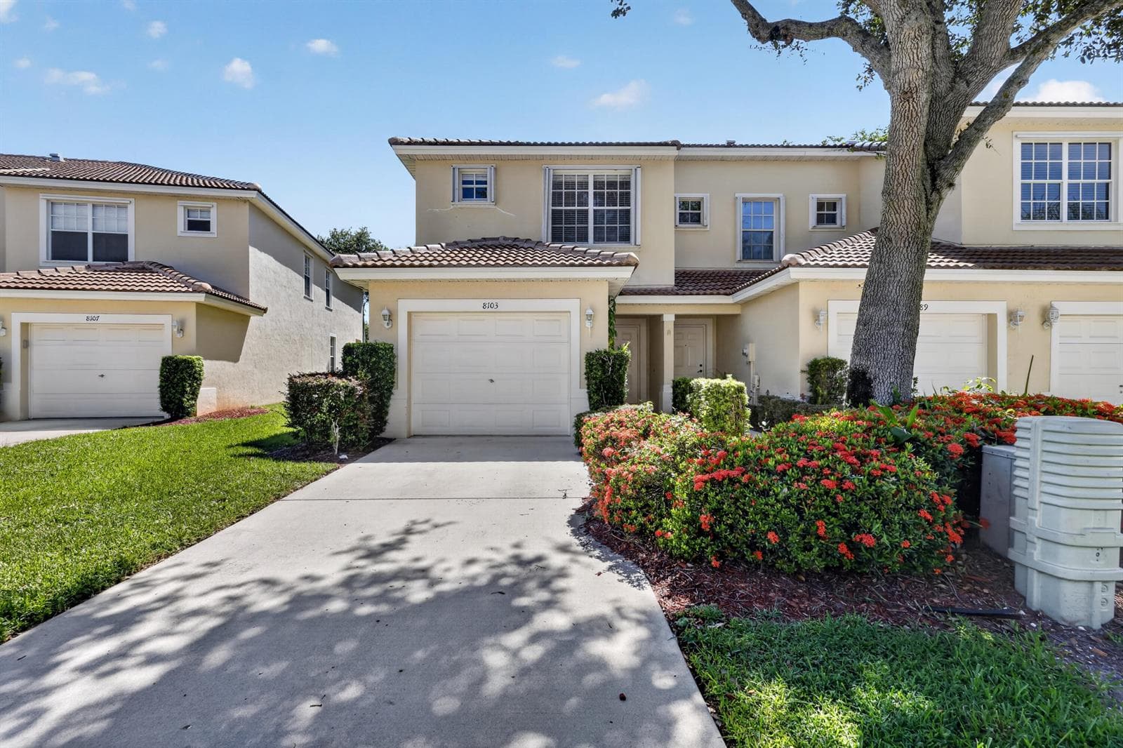 8103 Bellagio Lane, Boynton Beach, FL 33472 photo 2