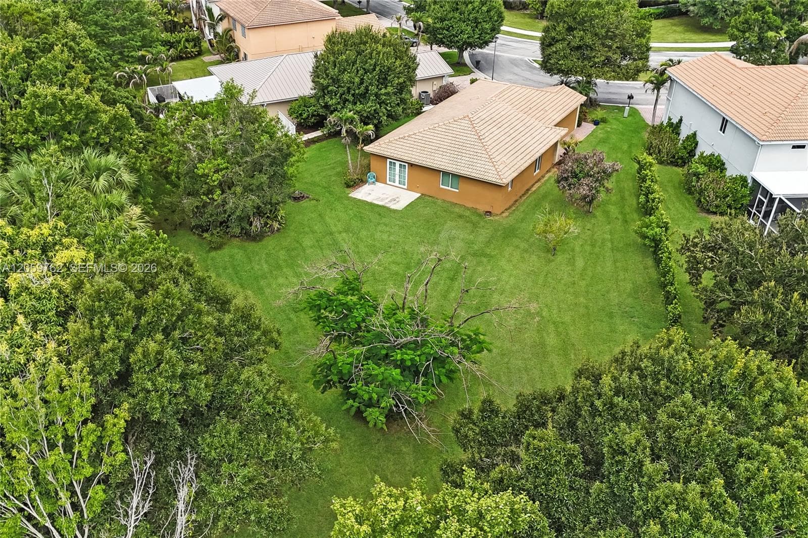 5603 SE Graham DR # 5603, Stuart, FL 34997 photo 3
