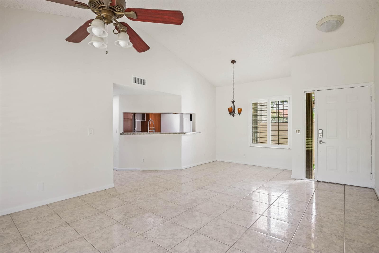 14 Vía De Casas Sur # 103, Boynton Beach, FL 33426 photo 5