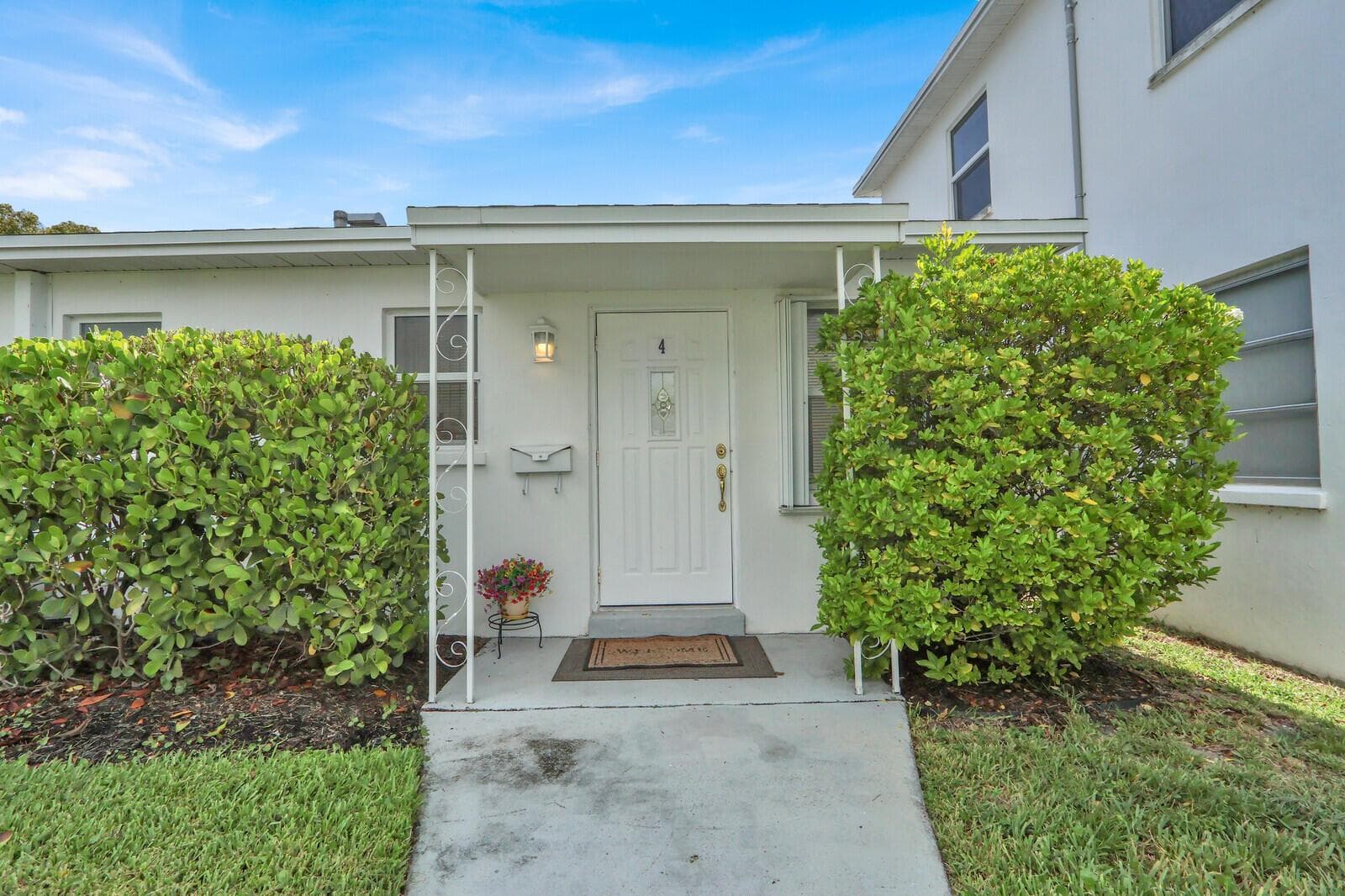 10084 Meridian Way N # 4, Palm Beach Gardens, FL 33410 photo 4