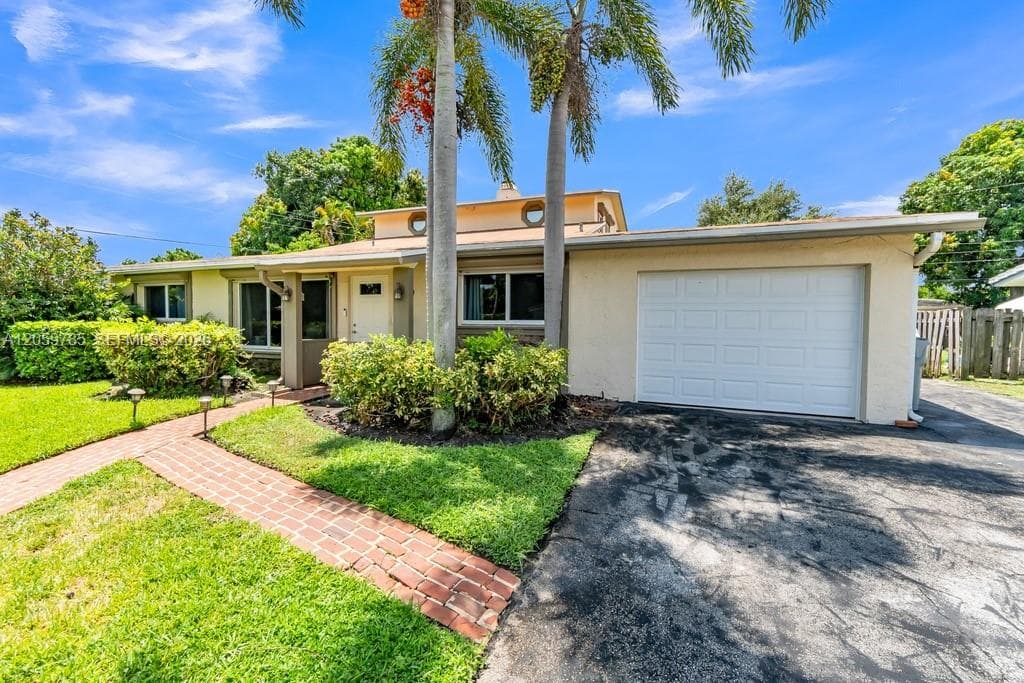 200 SW 16 Street, Pompano Beach, FL 33060 photo 2