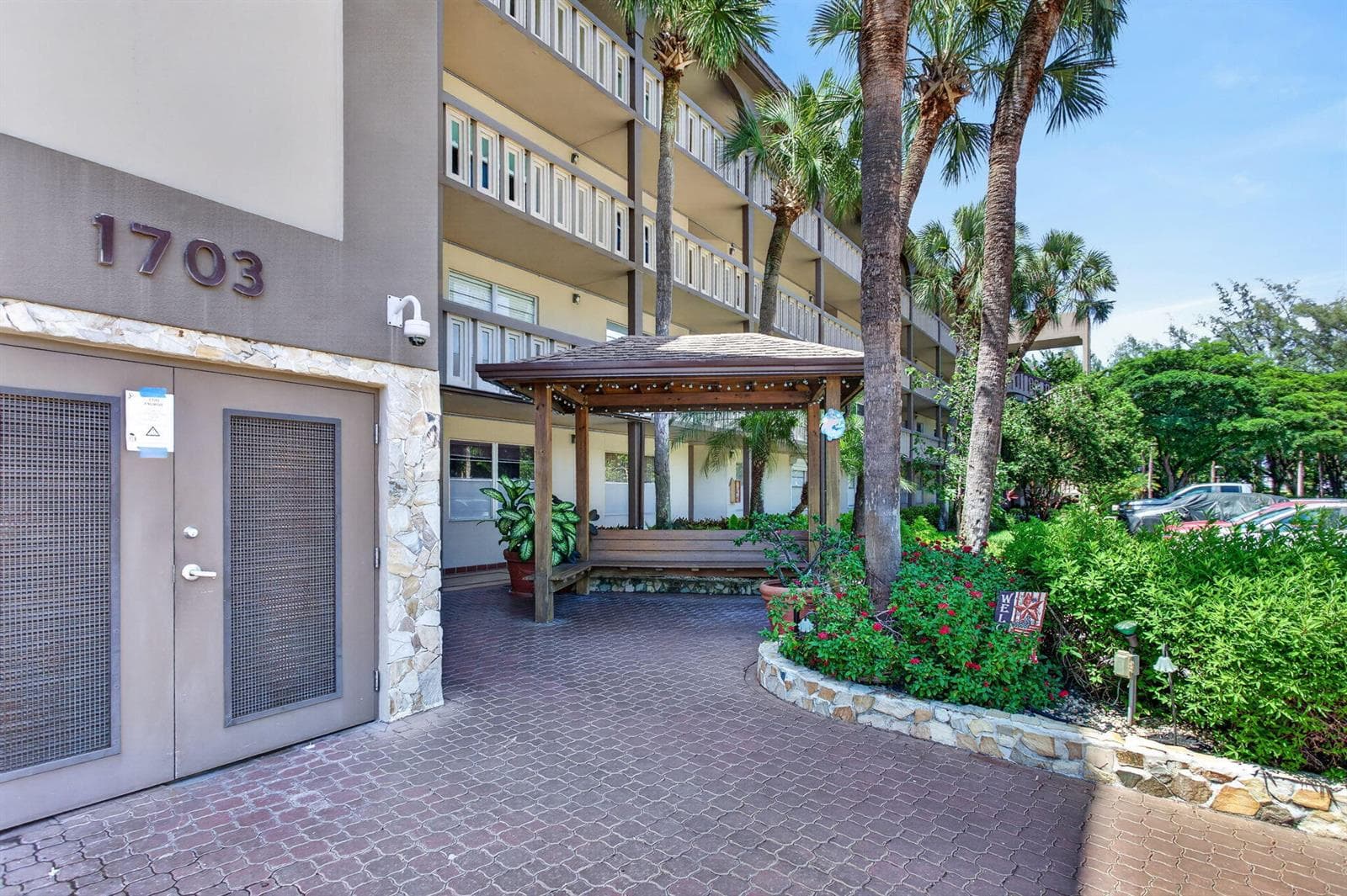 1703 Andros Isle # N3, Coconut Creek, FL 33066 photo 2