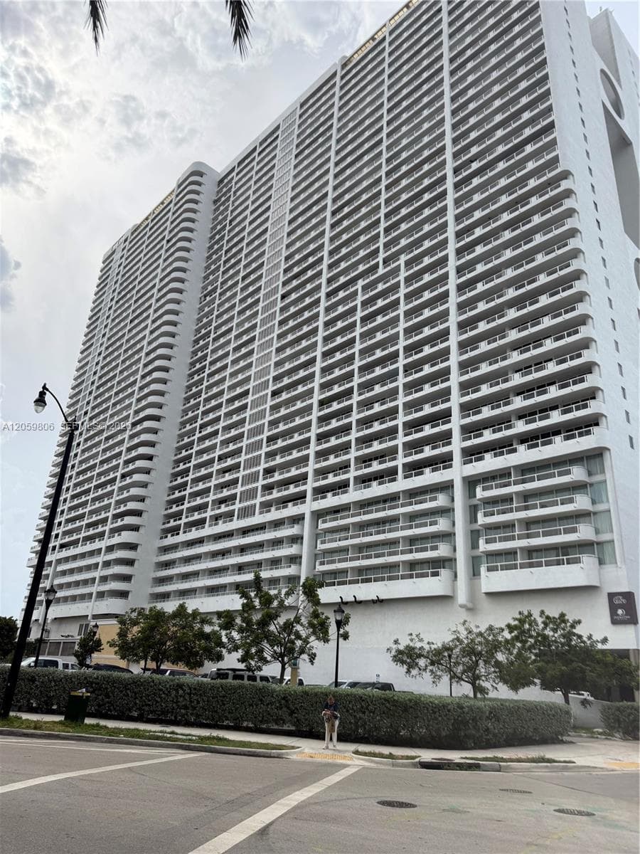 1717 N Bayshore Dr # A-2938, Miami, FL 33132 photo 2
