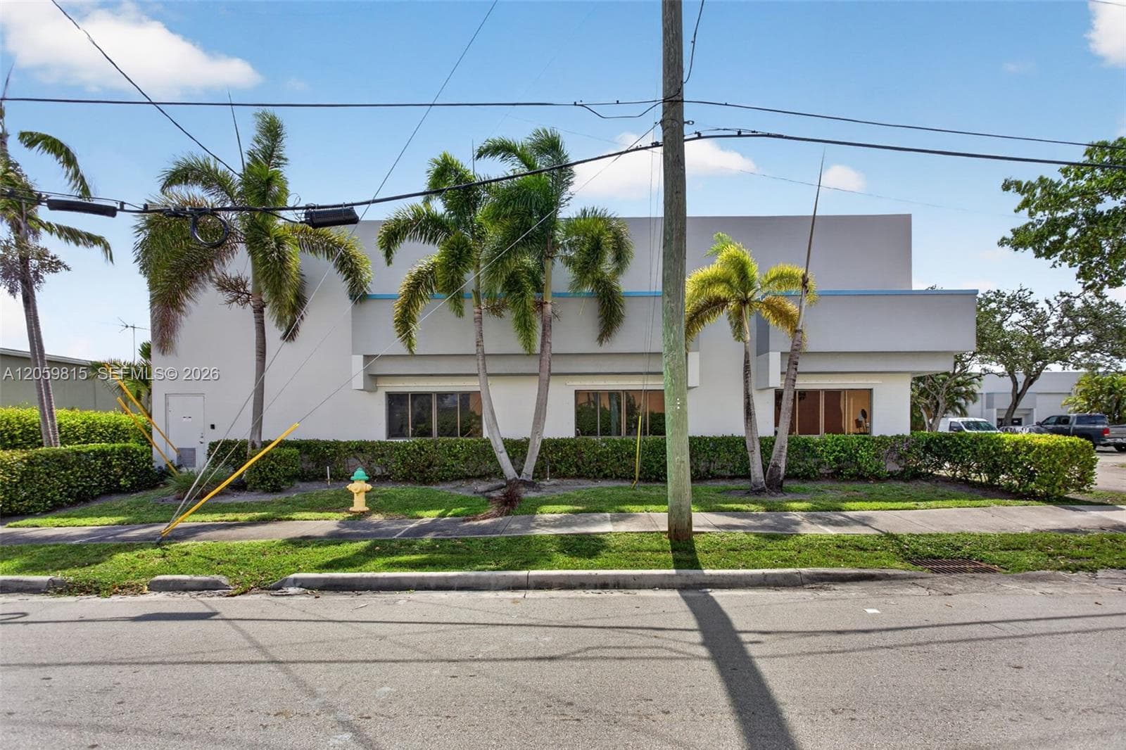 4600 NE 11th # 4712, Oakland Park, FL 33334-3944 photo 2