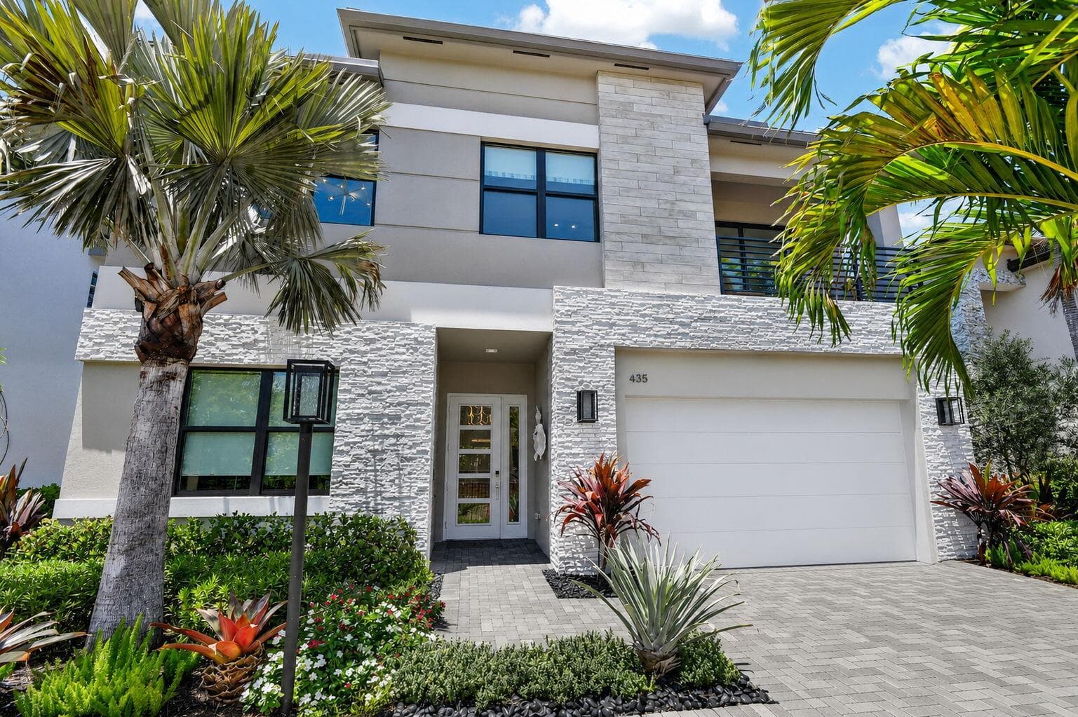 415 42nd Street, West Palm Beach, FL 33407 photo 2