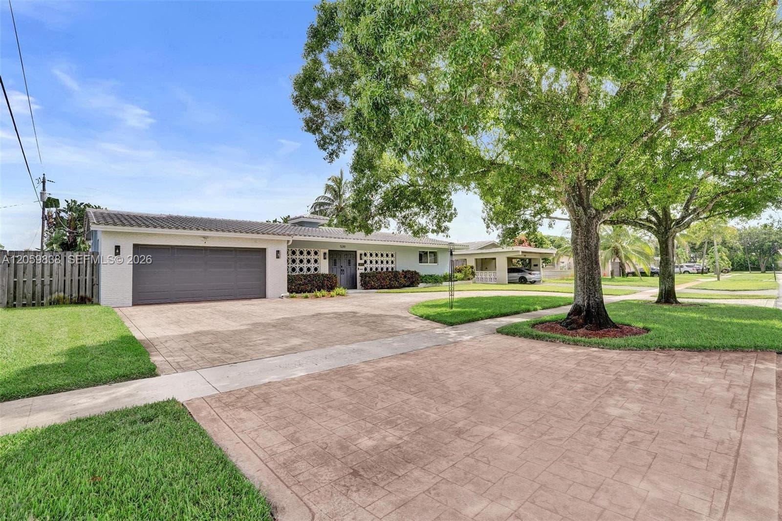 5281 SW 4th CT, Plantation, FL 33317 photo 2