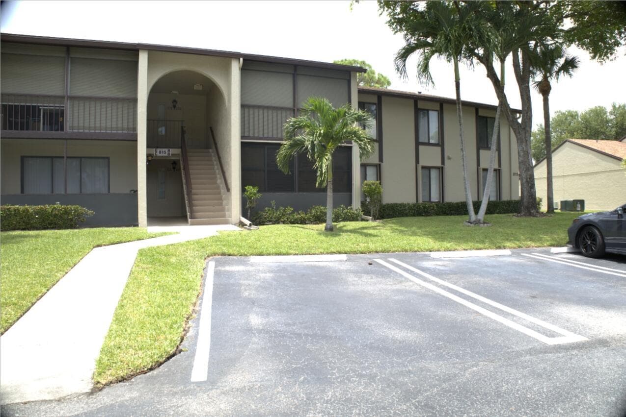815 Sky Pine Way # D2, FL 33415