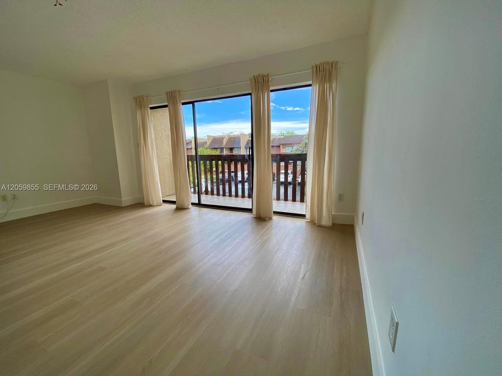 6544 SW 114 PL # B76, Miami, FL 33173-4785 photo 3