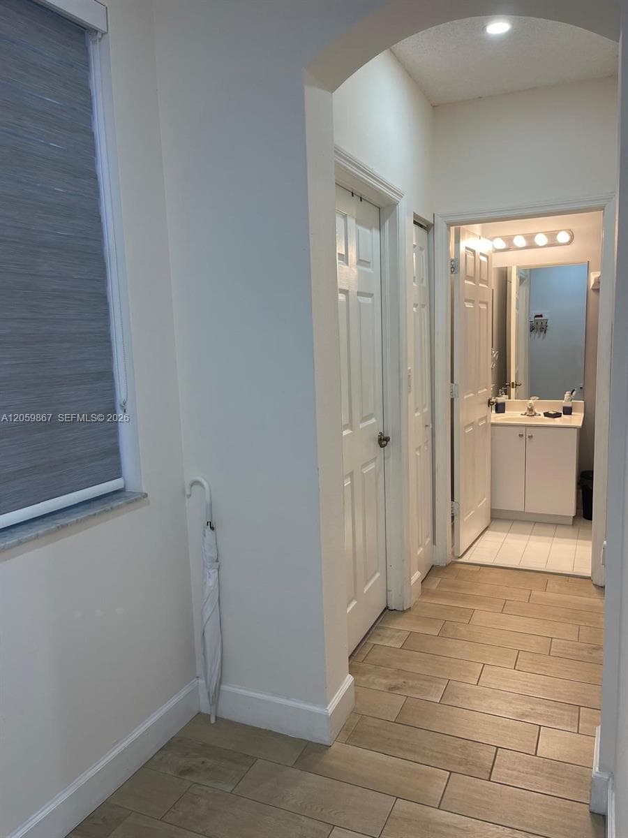 2258 NE 42nd Cir, Homestead, FL 33033 photo 3