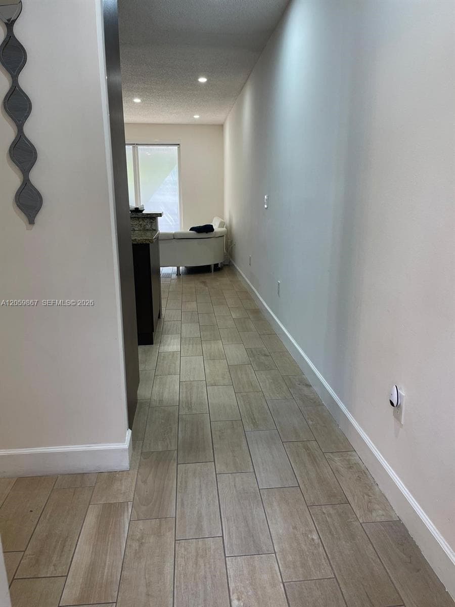 2258 NE 42nd Cir, Homestead, FL 33033