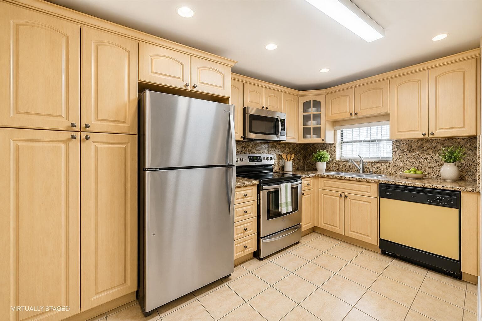 8980 S HOLLYBROOK Boulevard # 204, Pembroke Pines, FL 33025 photo 2