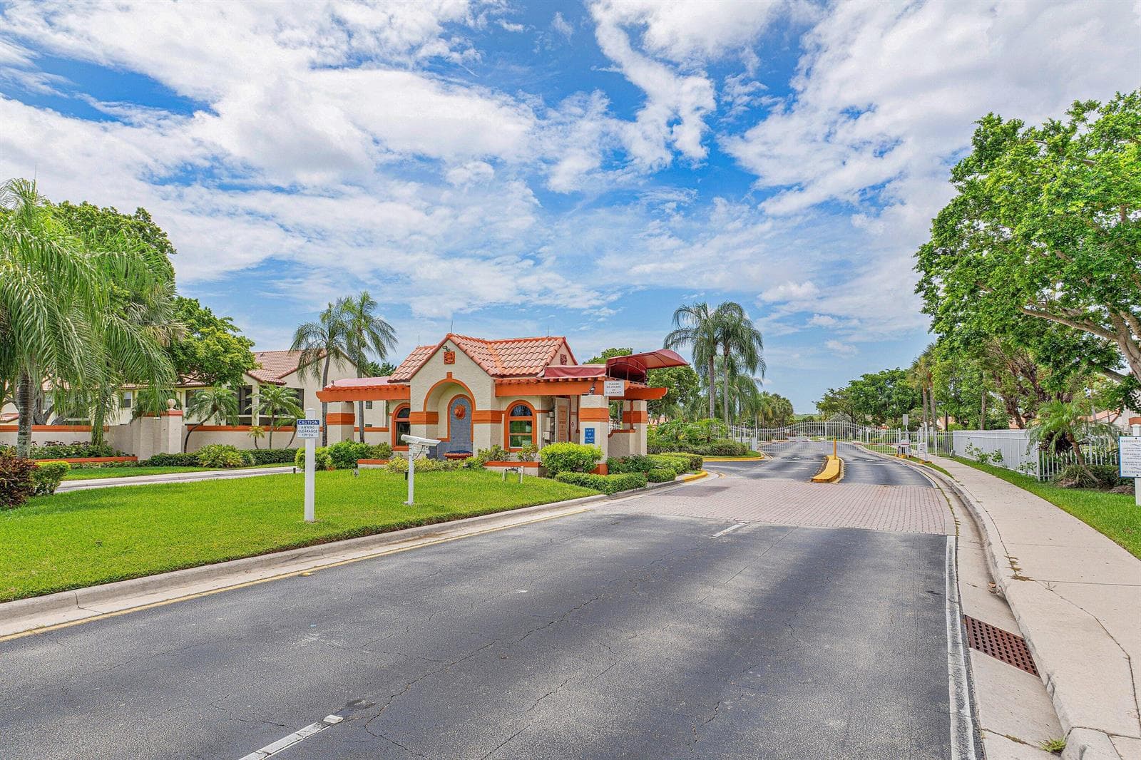 603 REPUBLIC Court, Deerfield Beach, FL 33442 photo 2