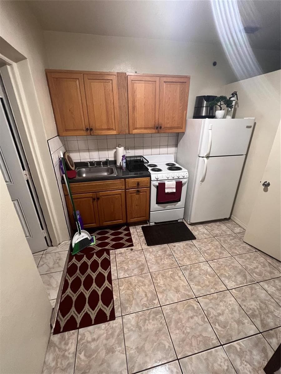 17131 NW 32 Court # apt 1, Miami Gardens, FL 33056 photo 5