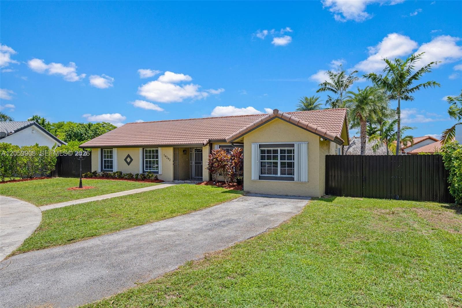 14242 SW 46th Ter, Miami, FL 33175 photo 2