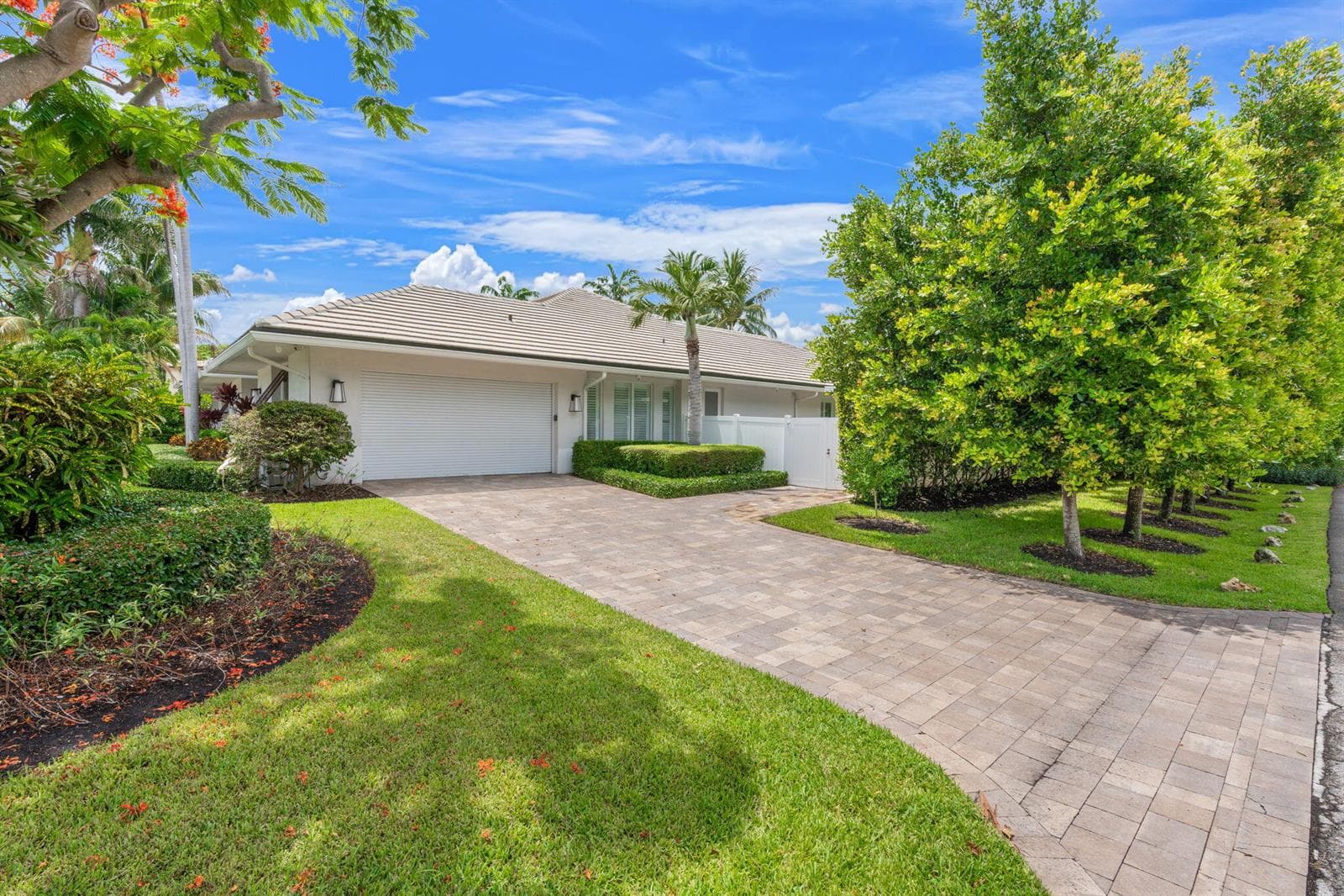 2517 NE 13TH Street, Fort Lauderdale, FL 33304 photo 4